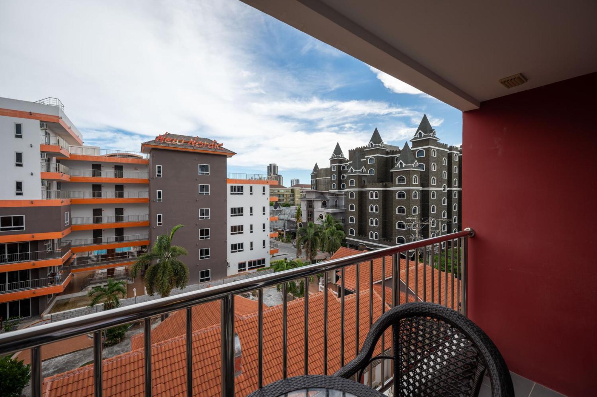 New Nordic Marcus 3 By Apartwell Apartment Pattaya