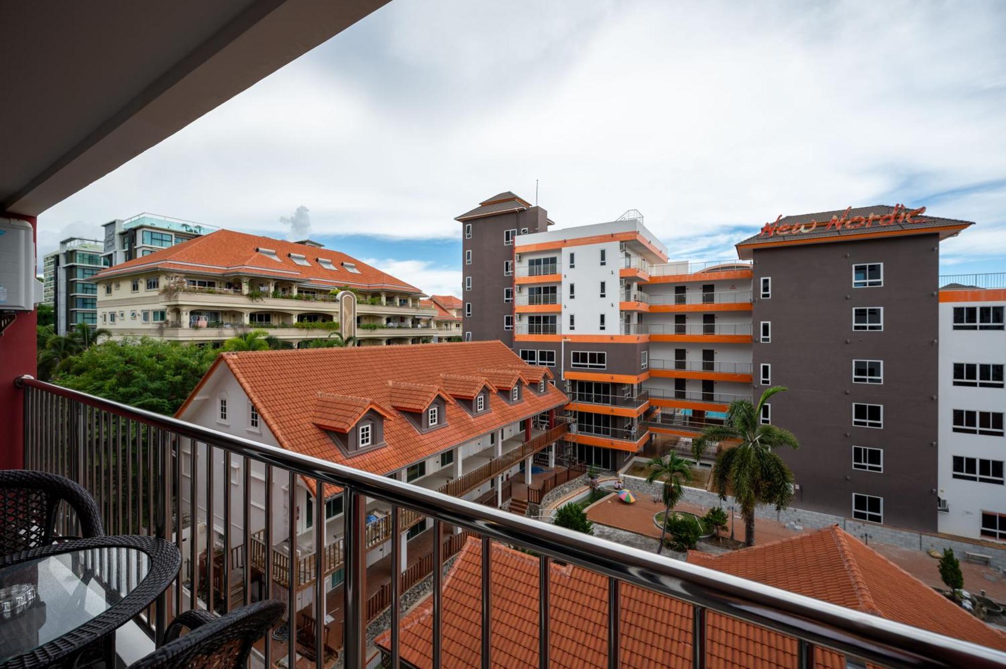 Apartment New Nordic Marcus 3 By Apartwell Pattaya