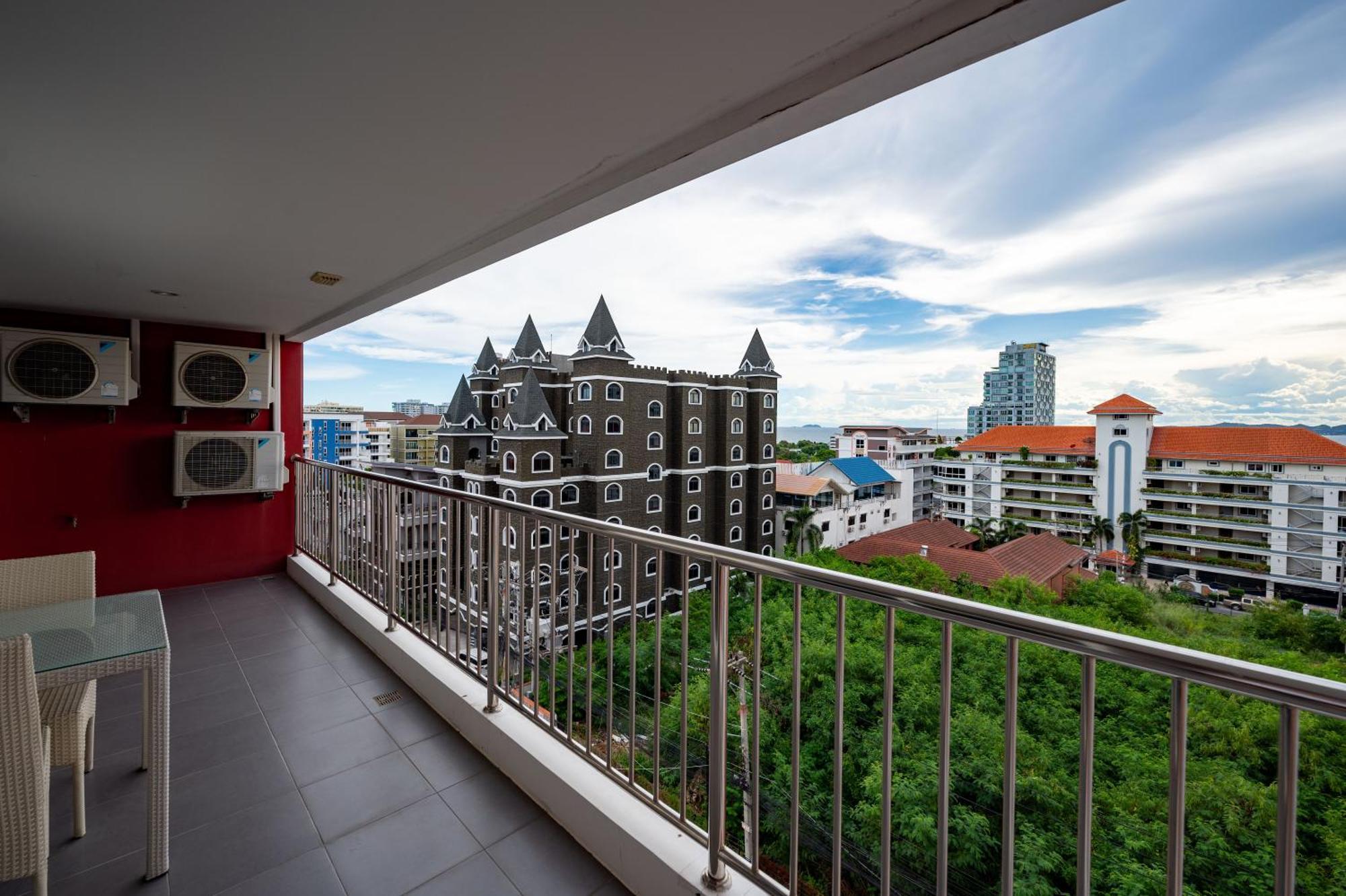 New Nordic Marcus 3 By Apartwell * Pattaya